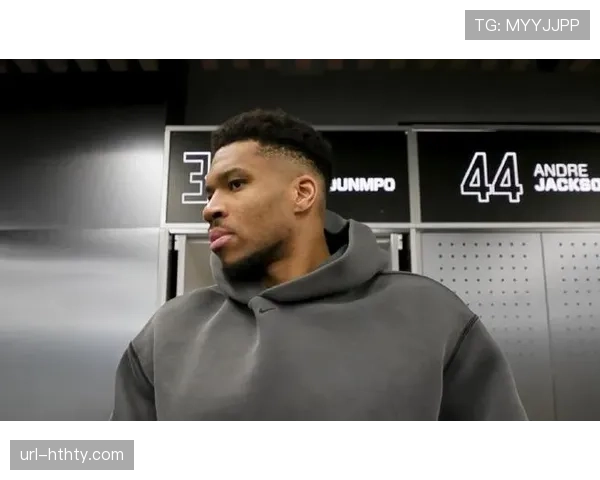 字母哥接受希腊媒体专访，表示职业生涯目标是“为一支球队效力二十年”